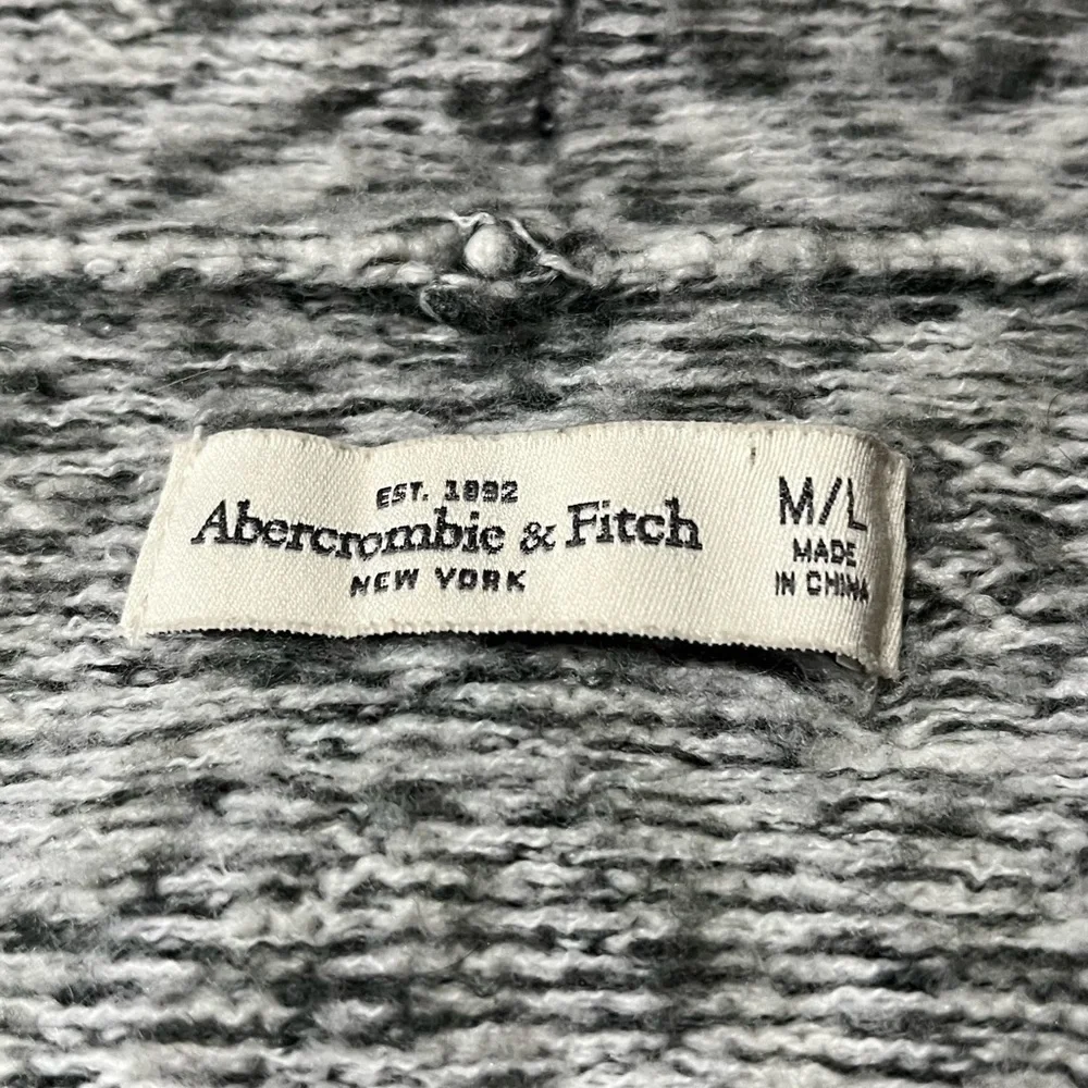 Abercrombie & Fitch Open Shawl Wool Blend Cardigan Sweater Gray Aztec Print